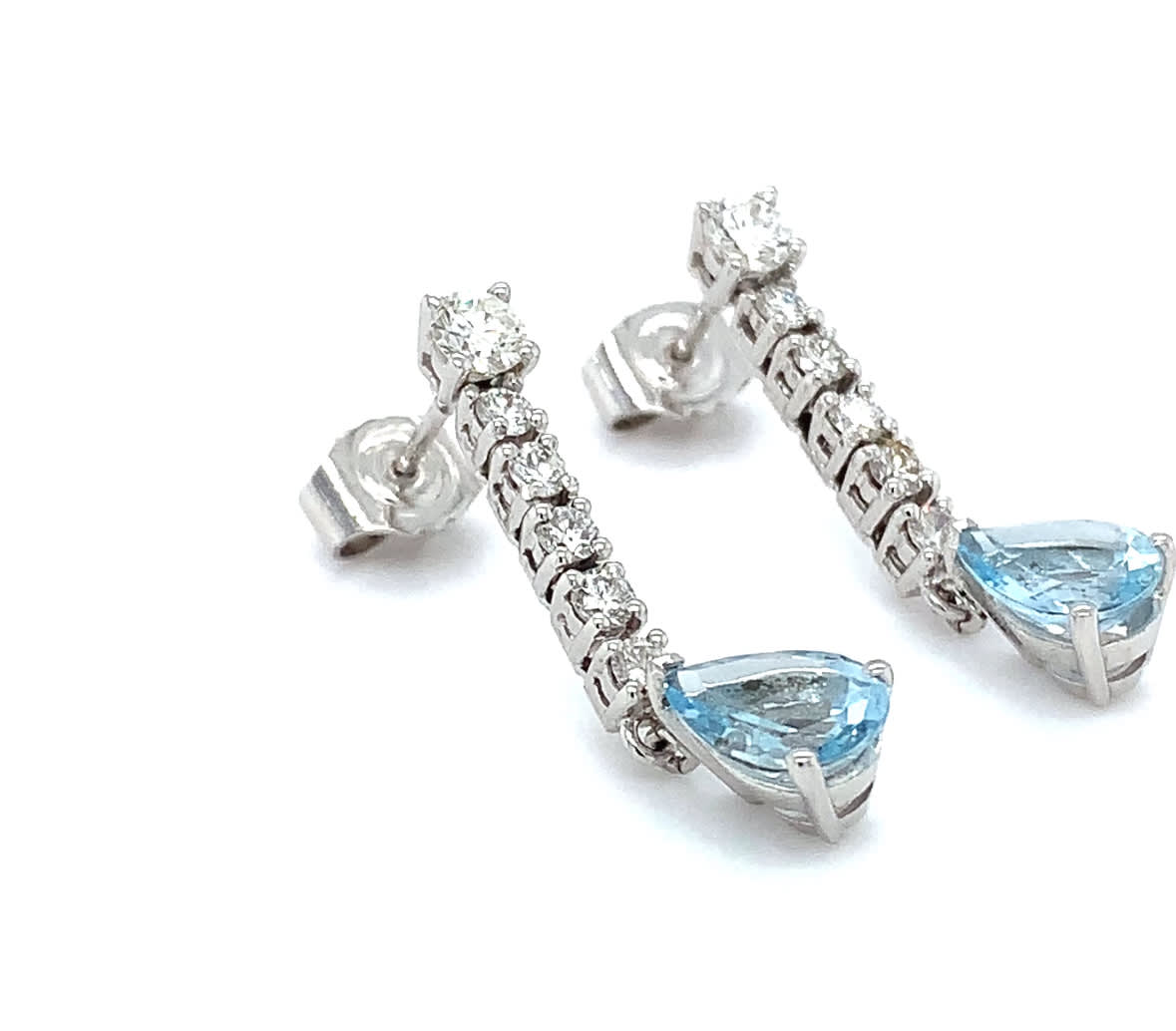 Aquamarine and diamond stud earrings 18k white gold - Image 6