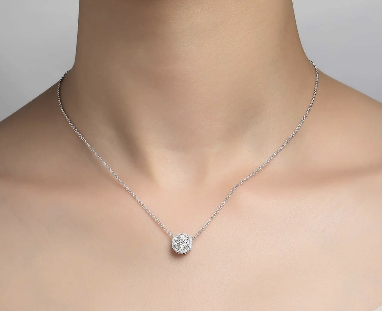Amellas jewellery London diamond solitaire pendant necklace 18k yellow gold