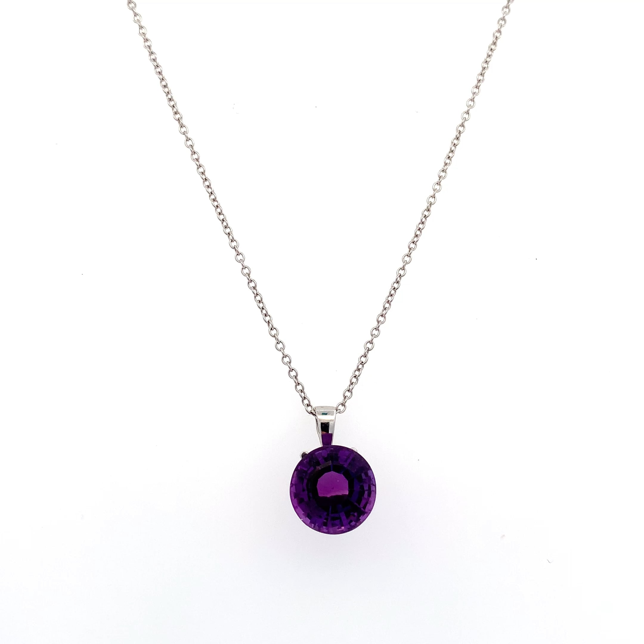 Amethyst purple pendant necklace 18k white gold