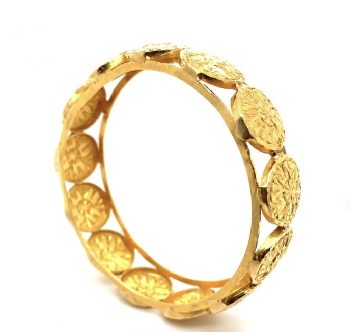 22k Yellow gold bangle bracelet - Image 7