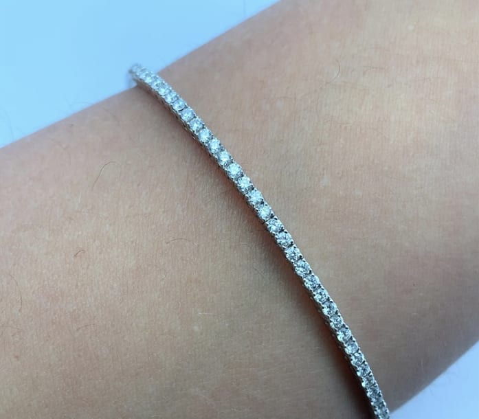 Diamond tennis bangle bracelet 18k white gold - Image 2