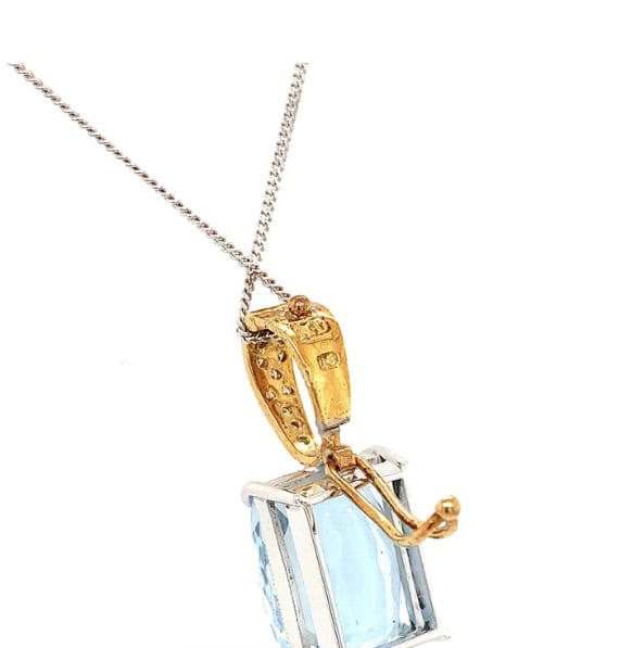 Aquamarine and diamond pendant necklace 18k gold - Image 6