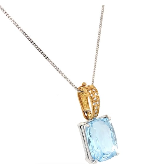 Aquamarine and diamond pendant necklace 18k gold - Image 7