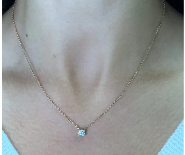 Diamond solitaire pendant necklace 18k rose gold - Image 2