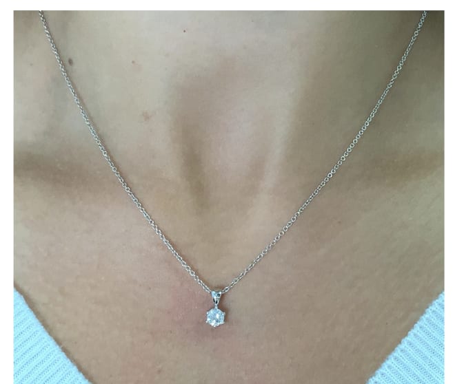 Diamond solitaire pendant necklace 18k white gold - Image 2