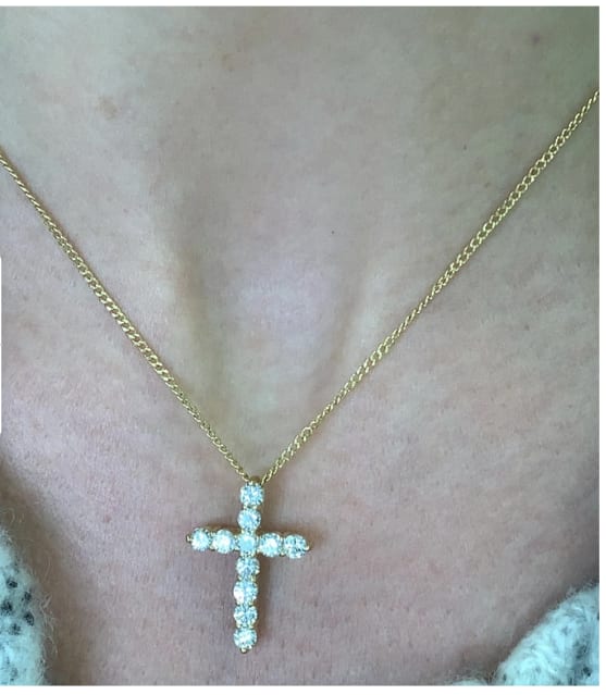 Diamond cross pendant necklace 18k yellow gold - Image 2