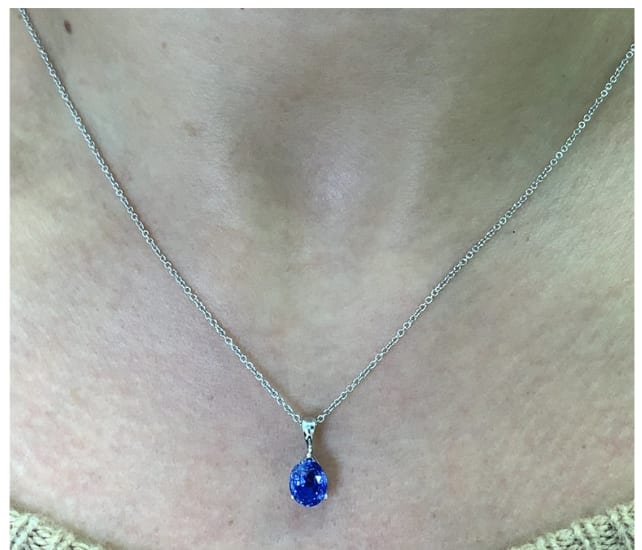 Sapphire solitaire pendant necklace 18k white gold - Image 2