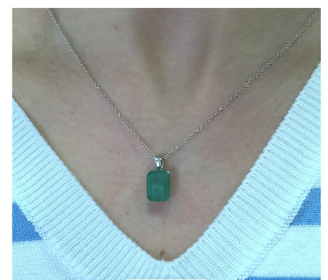 Green emerald pendant necklace 18k white gold - Image 2