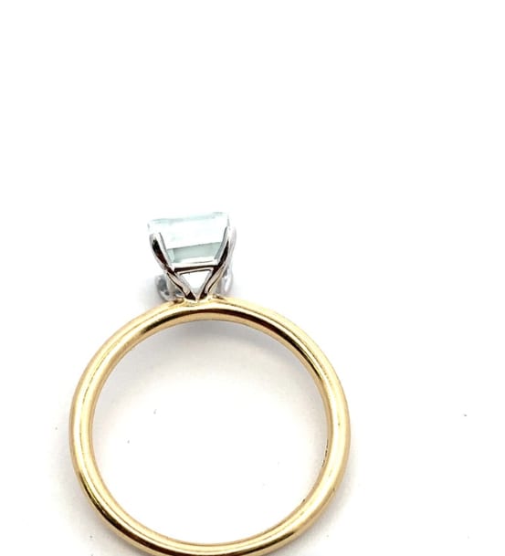 Aquamarine emerald engagement ring 18k yellow gold - Image 4