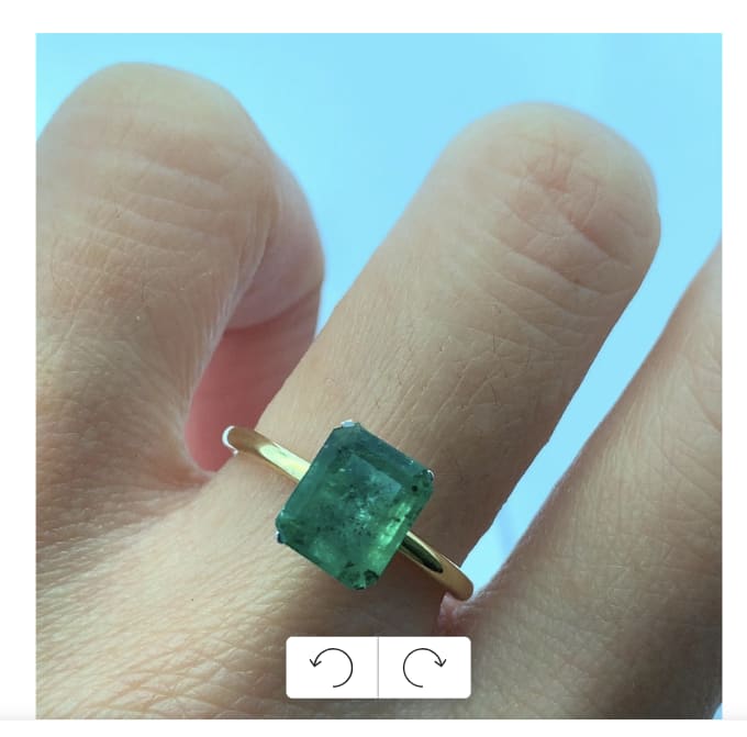 Colombian emerald engagement ring 18k yellow gold - Image 2