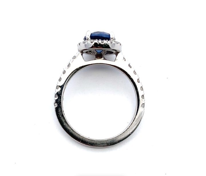Sapphire and diamond engagement ring 18k white gold - Image 4