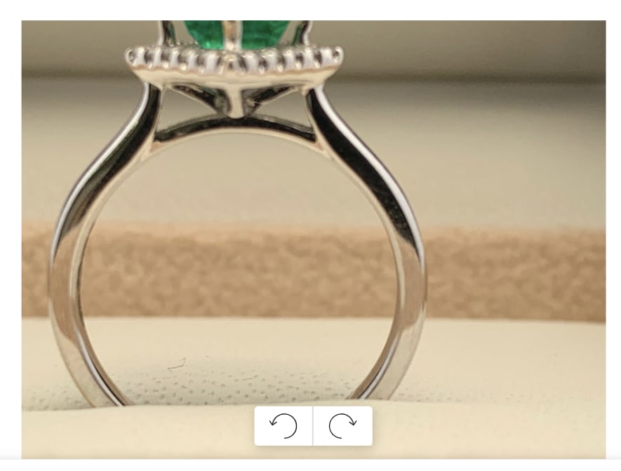 Emerald and diamond engagement ring 18k white gold - Image 4