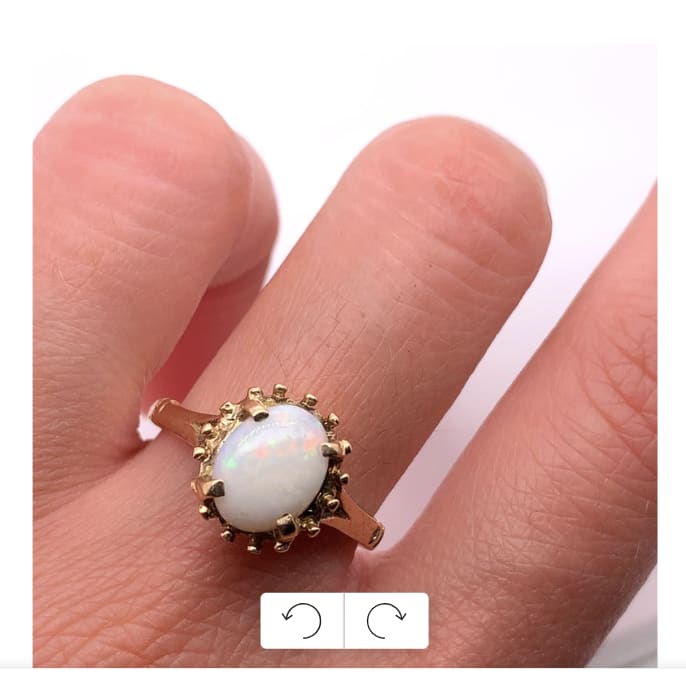 Australian opal engagement ring 18k yellow gold - Image 2