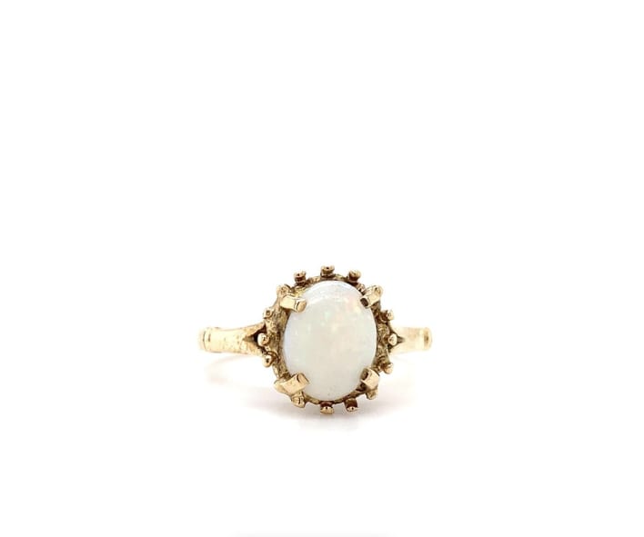 Australian opal engagement ring 18k yellow gold - Image 4