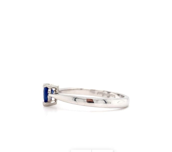 Sapphire heart engagement ring platinum - Image 6