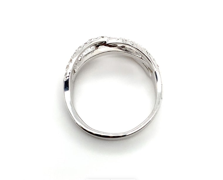 Diamond twist engagement ring 18k white gold - Image 4