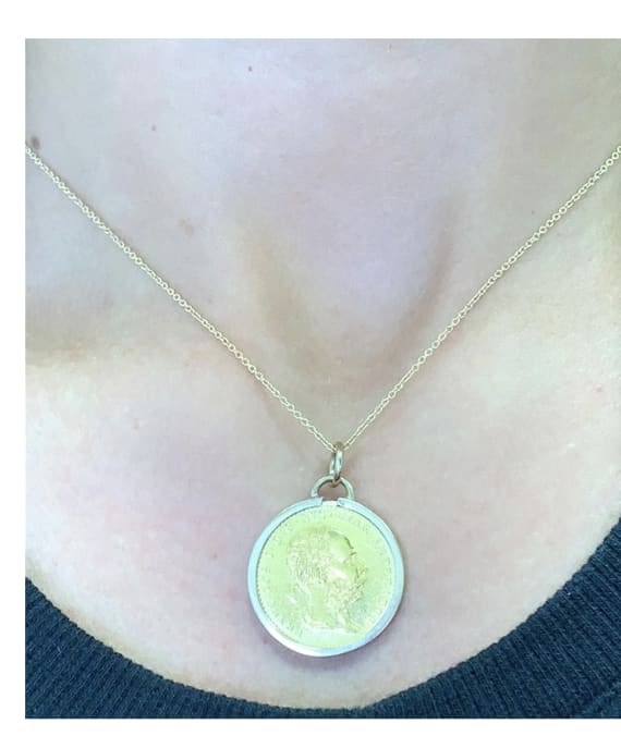 Coin pendant necklace 22k yellow gold - Image 3