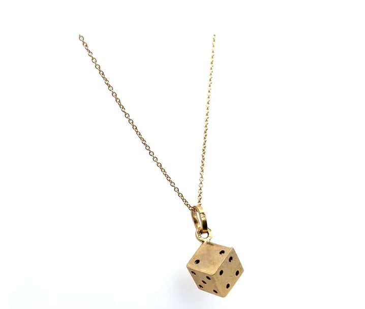 Dice cube pendant necklace yellow gold - Image 4