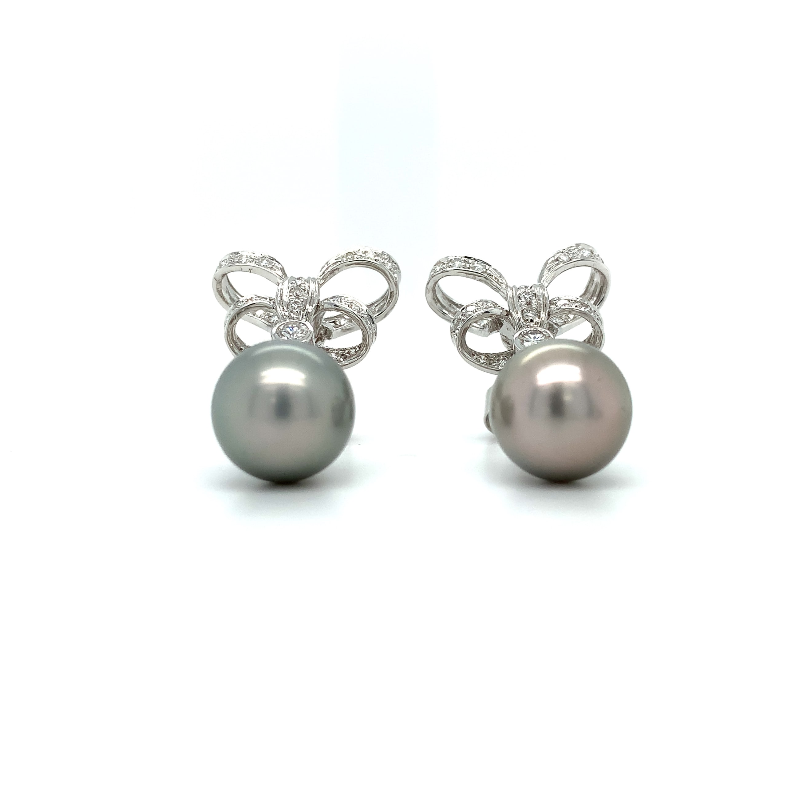 Diamond and grey Tahitian pearls drop earrings 18k white gold