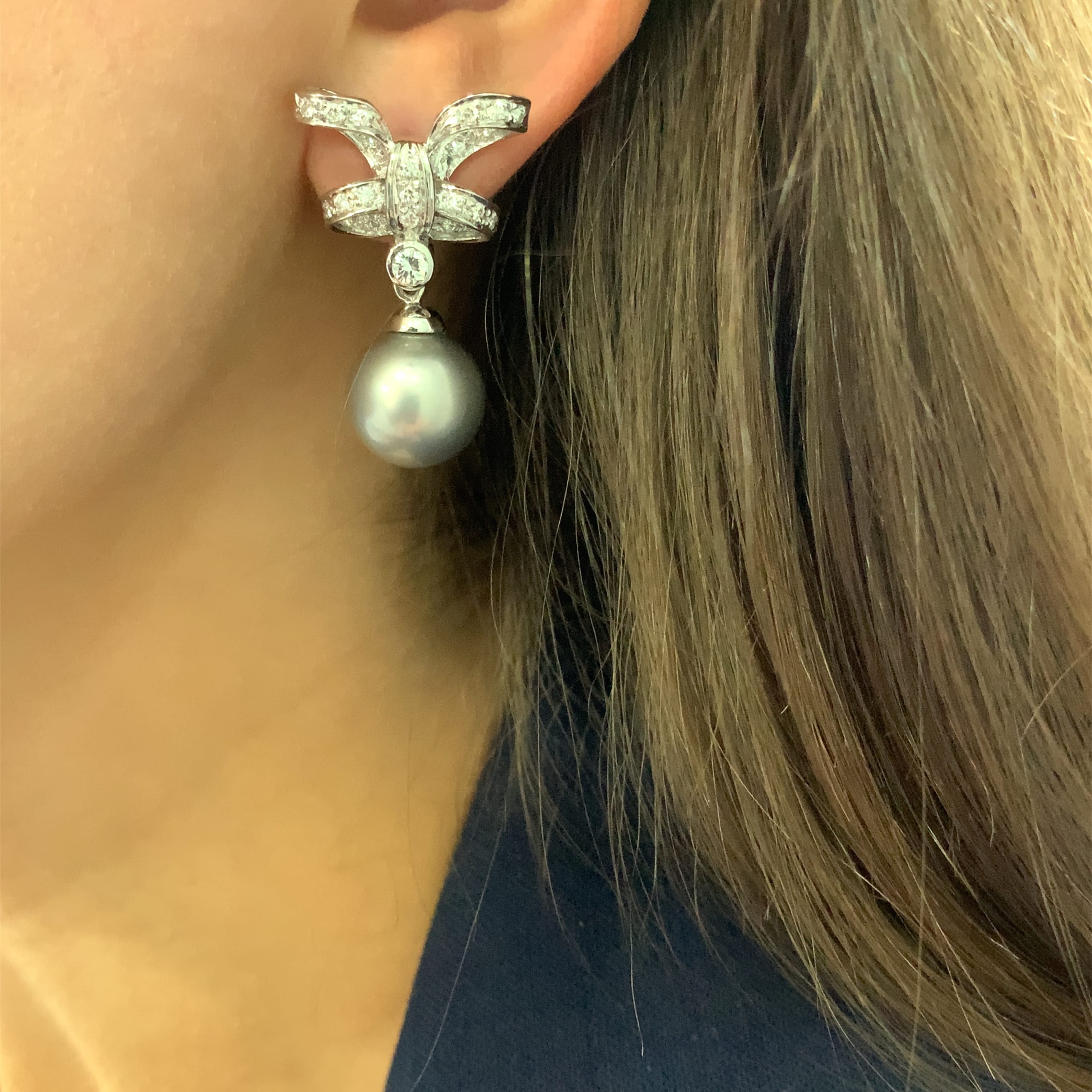 Diamond and Tahitian pearl art deco earrings 18k white gold - Image 8