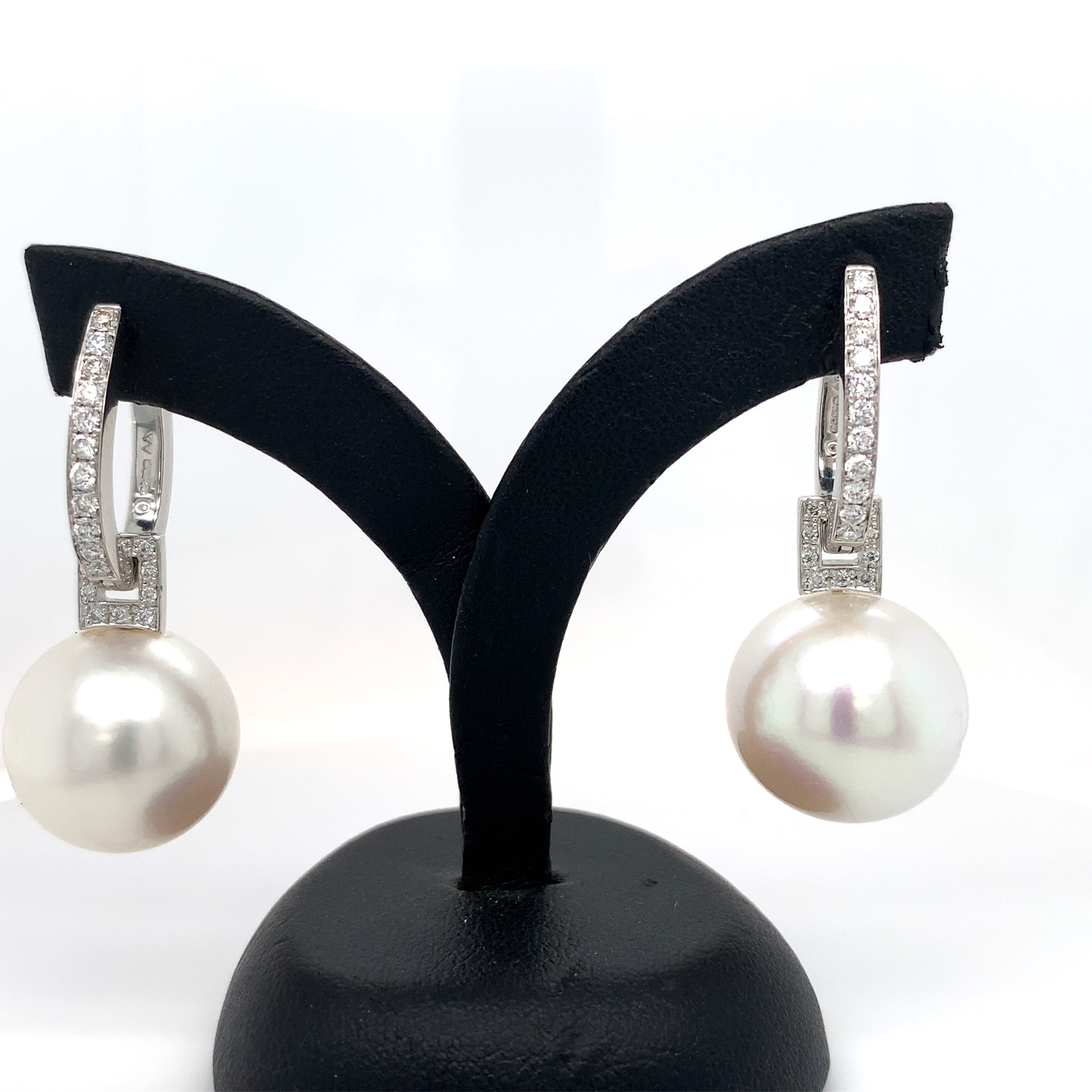 Diamond and pearl art deco detachable drop hoop earrings 18k white gold - Image 10