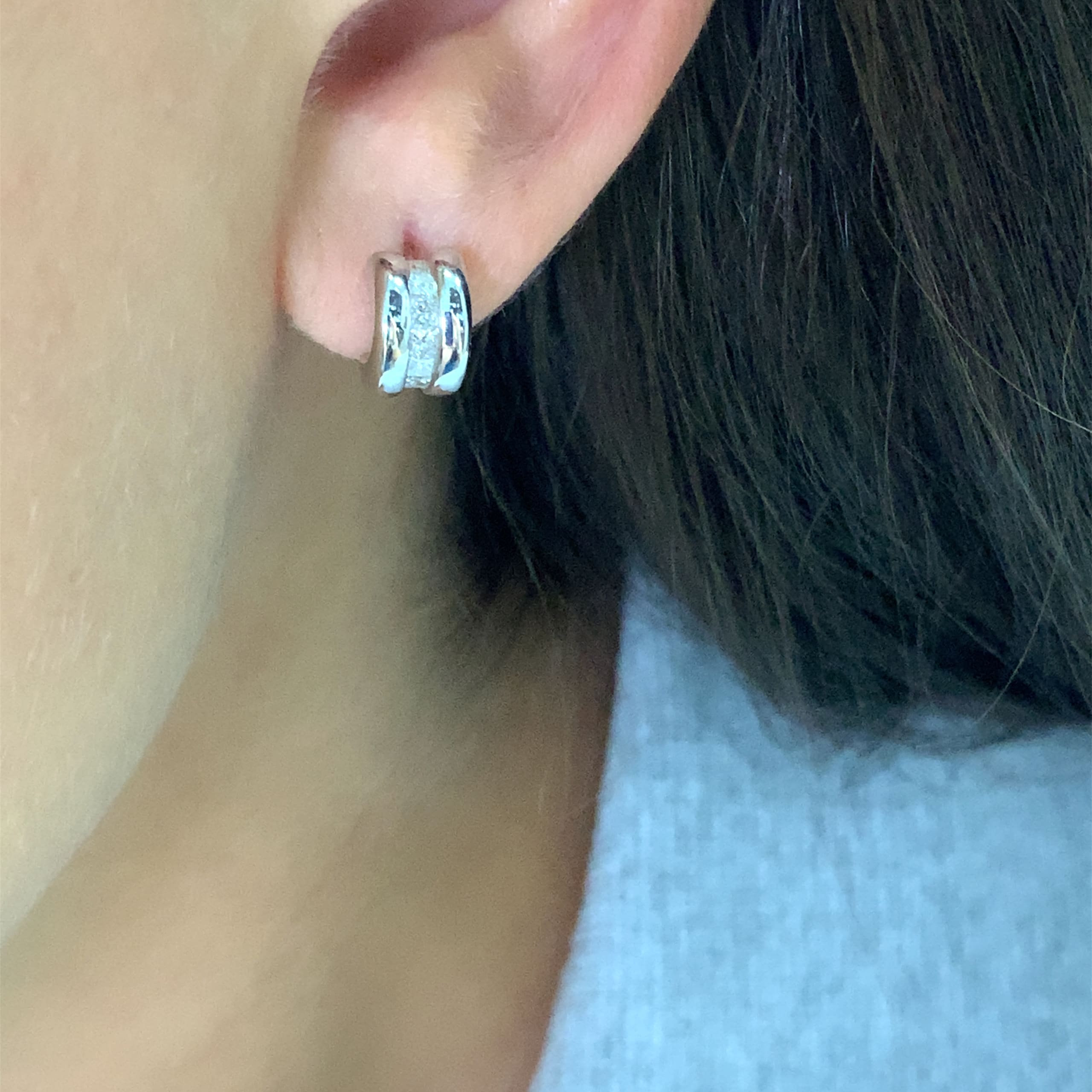 princess diamond hoop huggie chunky earrings 18k white gold