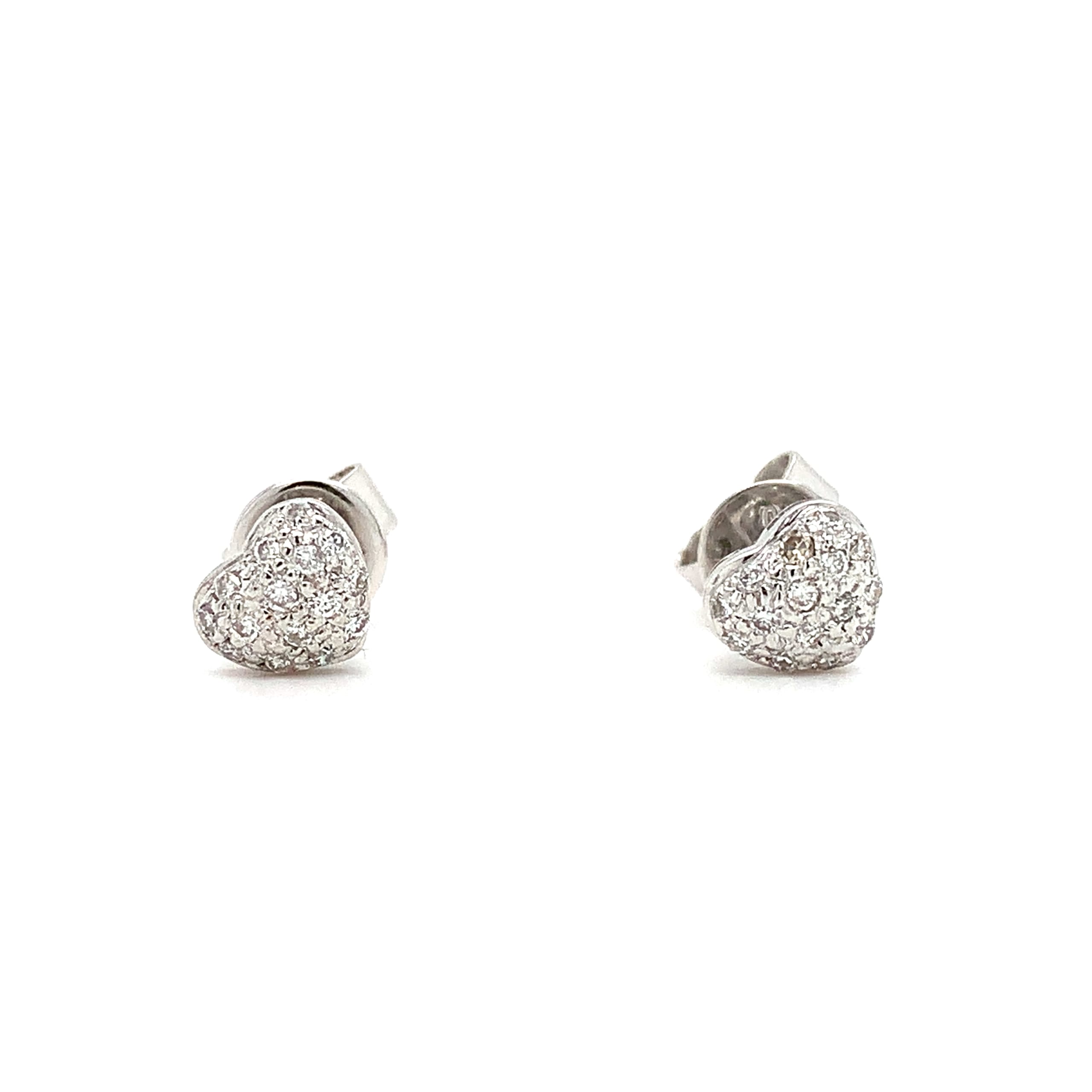 Diamond heart stud earrings 18k white gold