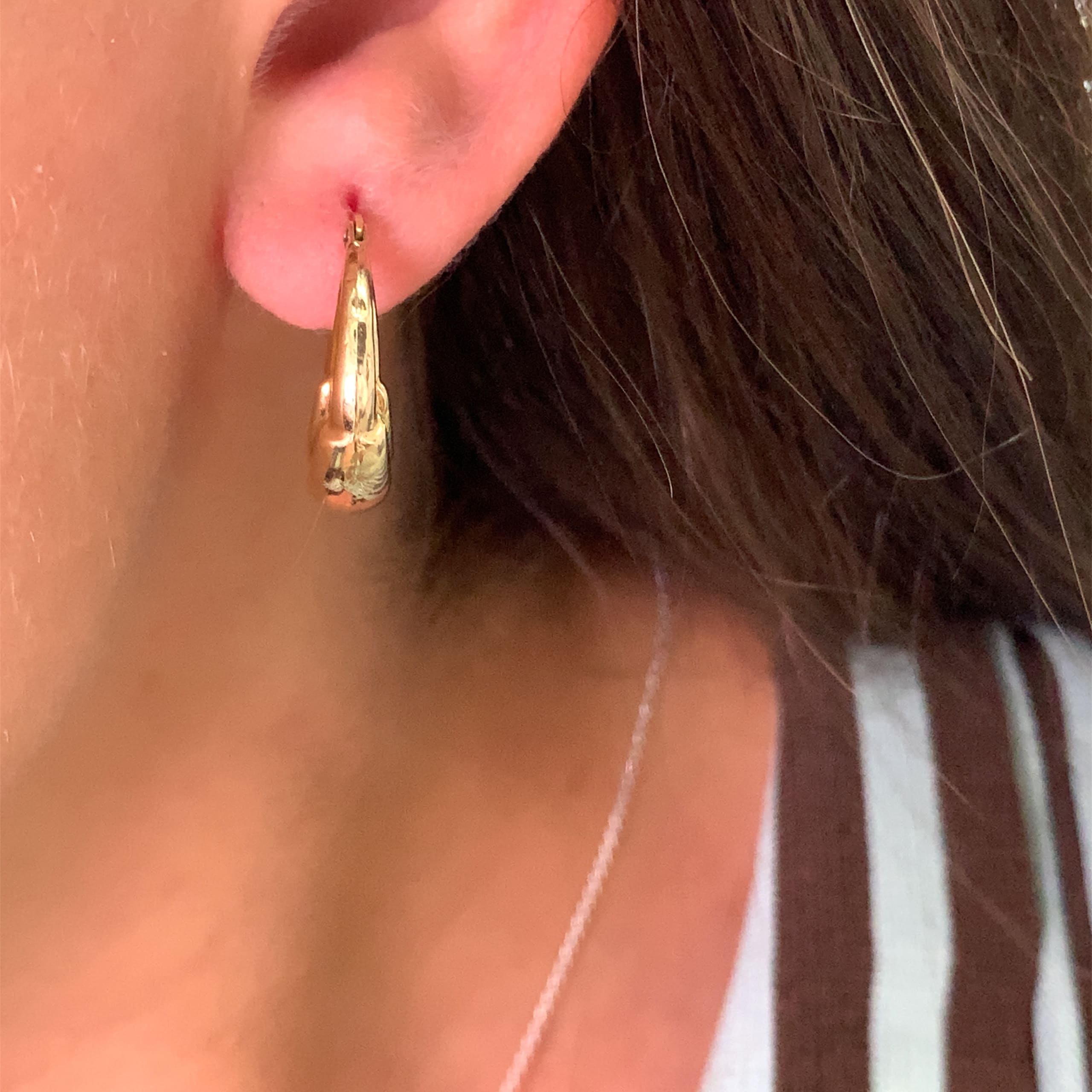 UNOAERRE Italian Art deco hoop earrings yellow gold - Image 4
