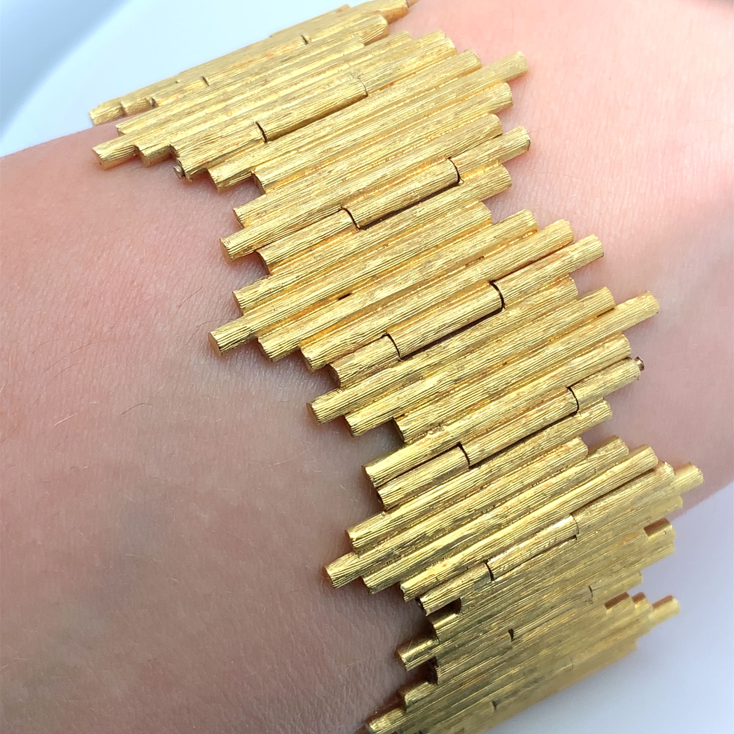 18K Yellow gold Italian bracelet chunky art deco style - Image 2