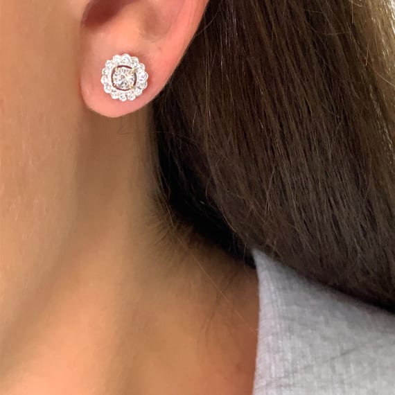 Diamond halo stud earrings 18k white gold