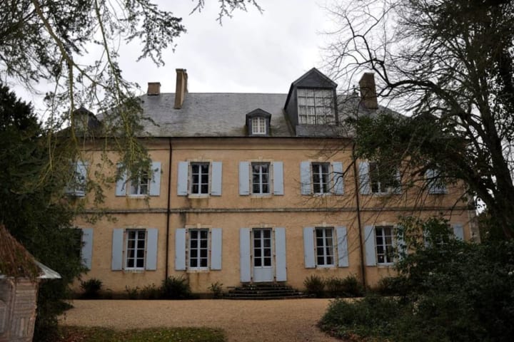 Façade de la maison de George Sand à Nohant, notre sortie en famille préférée depuis Aux Prés du Berry