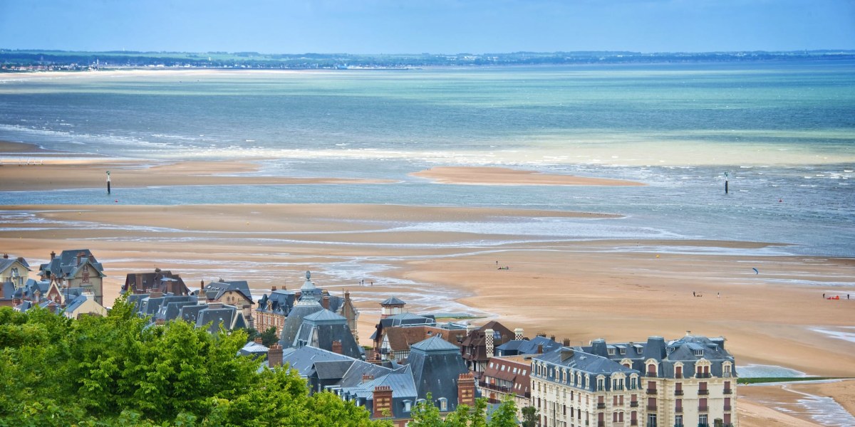 Découvrez Lhôtel Les Cabines à Houlgate En Normandie