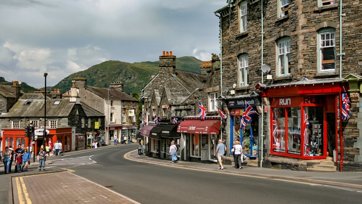 Discover Ambleside Central's Surroundings