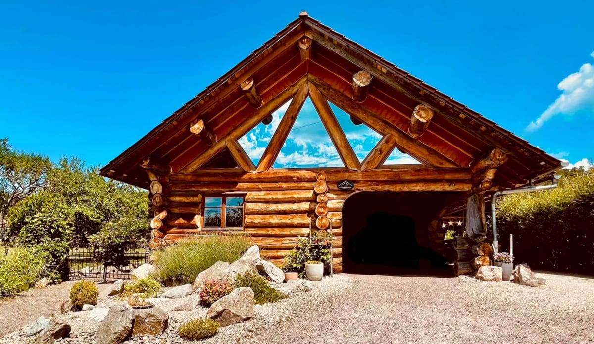 Chalet de prestige en rondins avec SPA à Le Chalet de Lyne, Erckartswiller