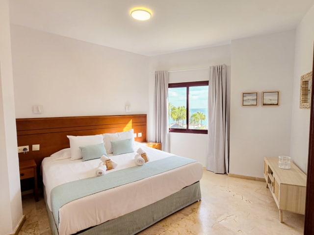 Suite Superior con vistas al mar, foto 2 de 13
