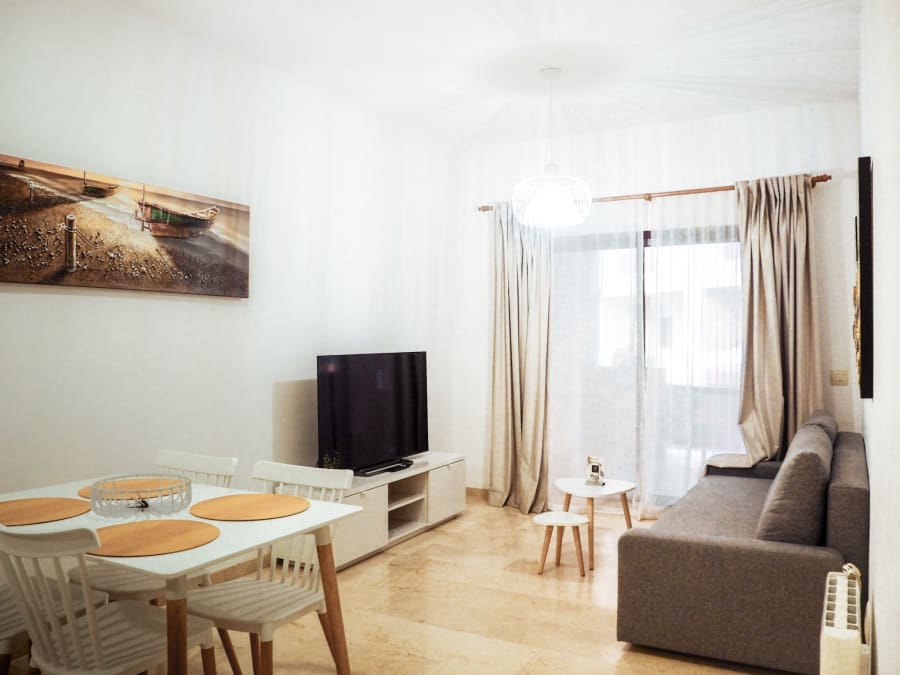 Apartamento de 1 dormitorio con salida directa al jardín