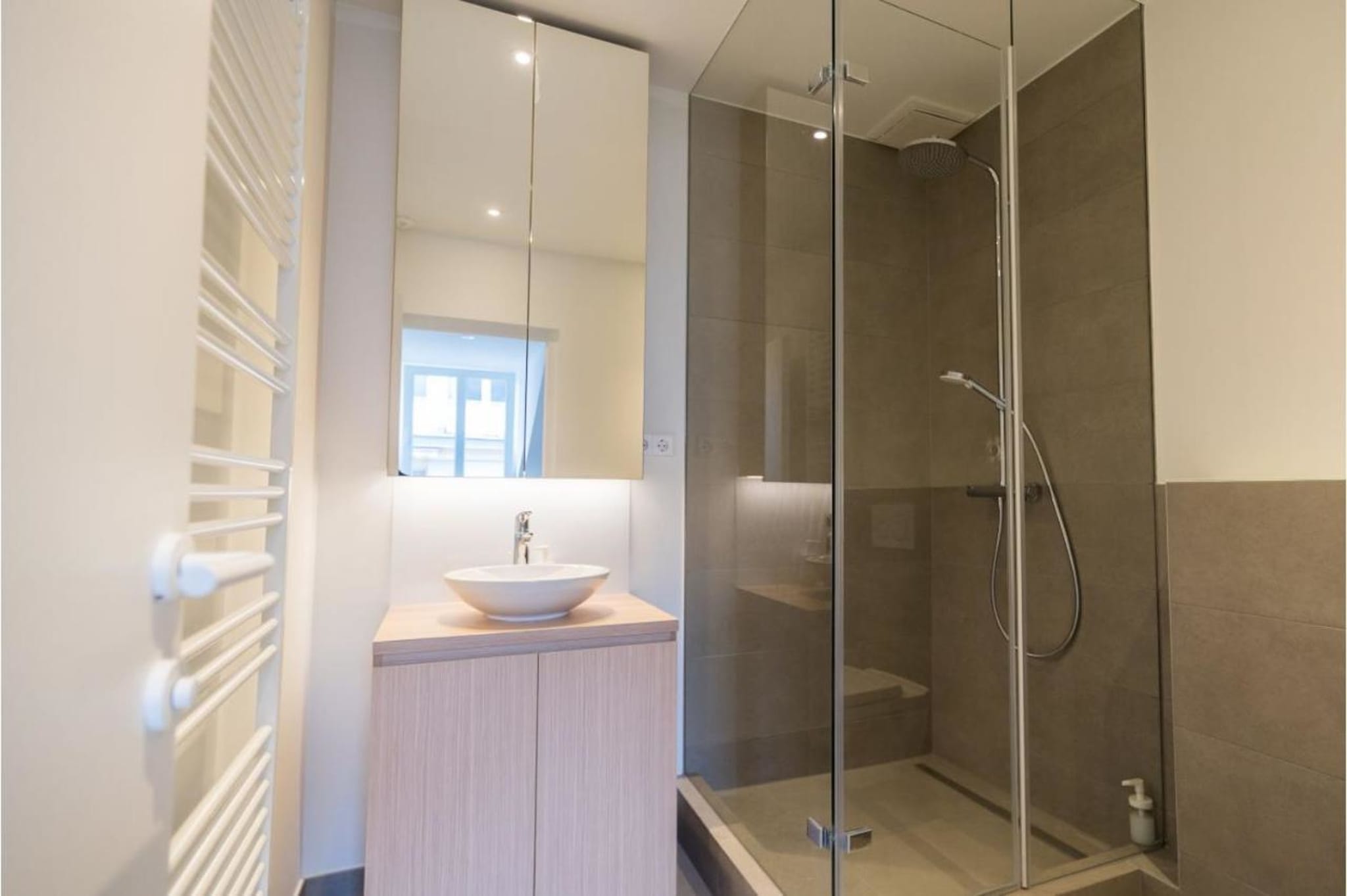 Suite Fischer à la Pétrusse 303, Luxembourg