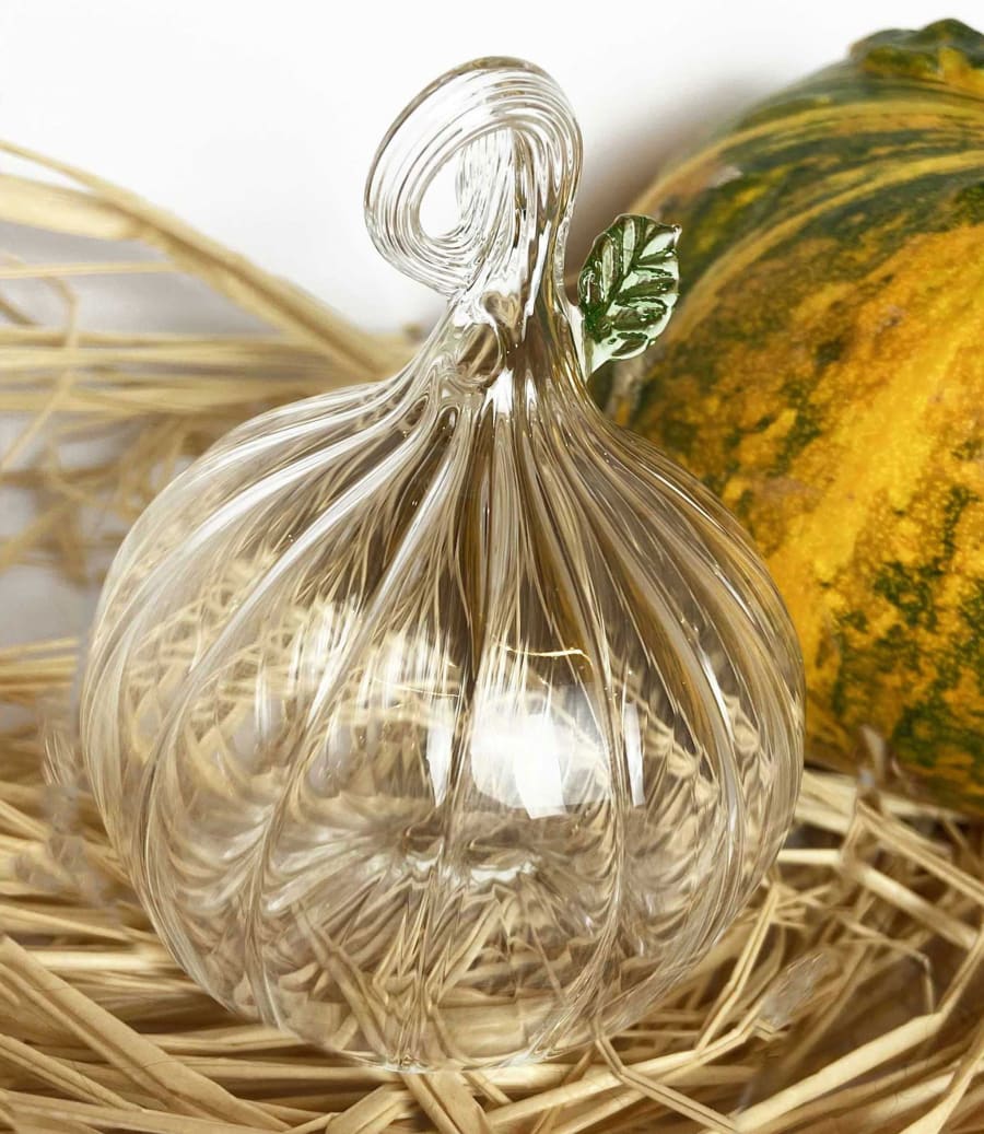 Démonstration de soufflage de citrouille en verre