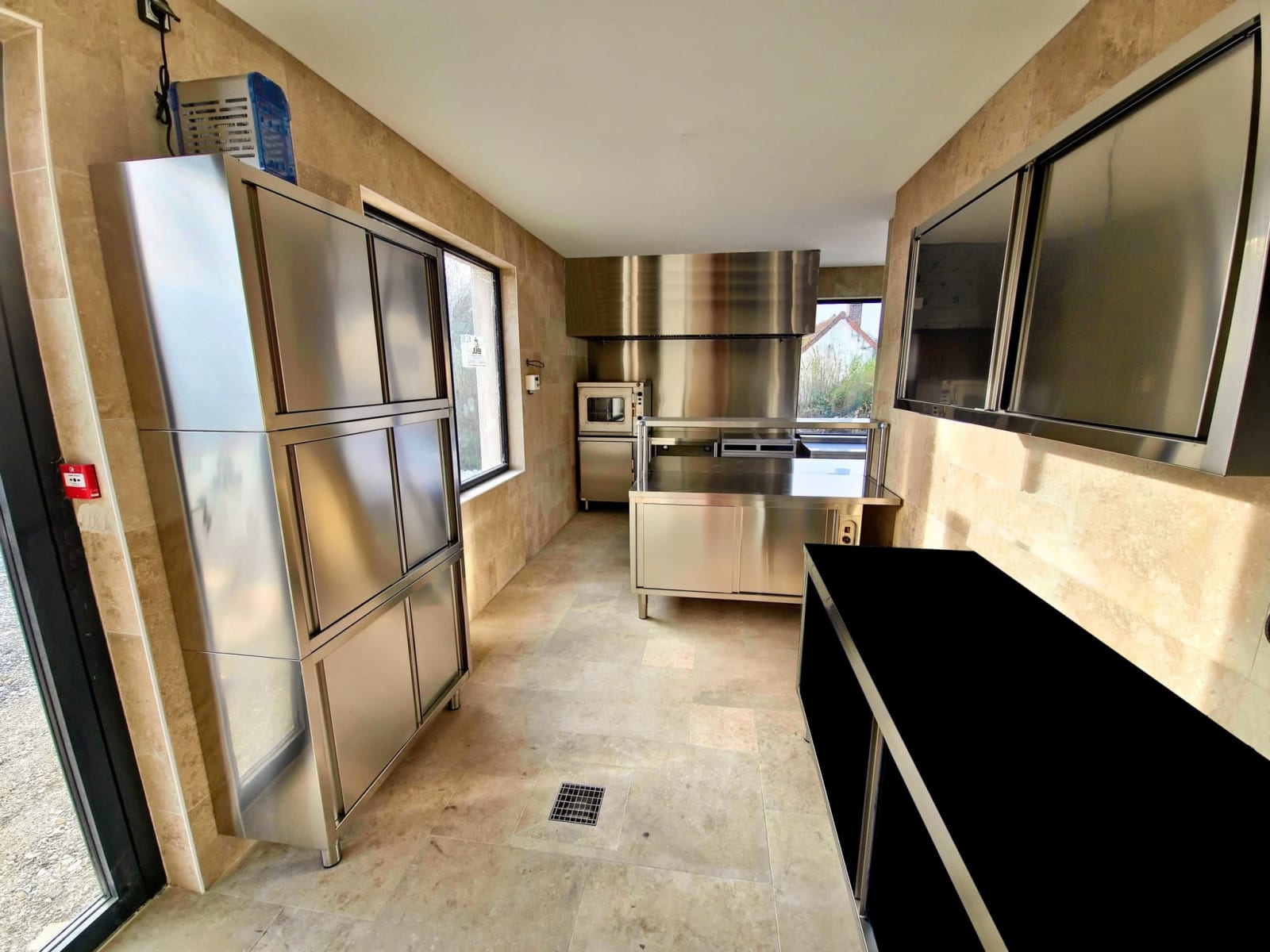 Cuisine professionnelle de 50 m²
