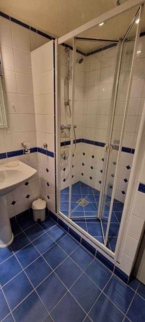 Hébergement Luxeuil Les Bains - Location vacances loft 5 personnes avec douche