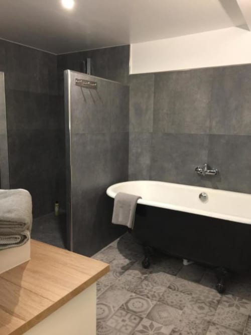 Les Suites du Cours - Location appartement 8 personnes avec baignoire - Aix-en-Provence
