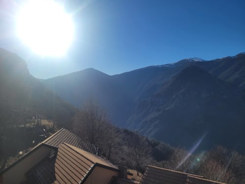 Vue balcon panoramique montagne