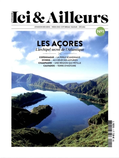 Magazincover mit den Azoren-Inseln, malerischem See und Bergen, Reiseführer für Reiseziele