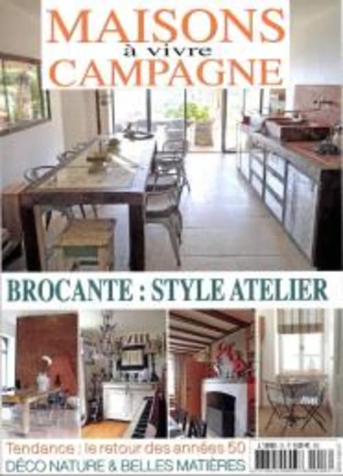 Magazincover mit modernem Landhaus-Design, offener Wohnbereich mit integrierter Küche und Essbereich