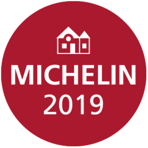 Michelin 2019 onderscheidingsbadge voor hotel Moulin Renaudiot in Autun, Frankrijk