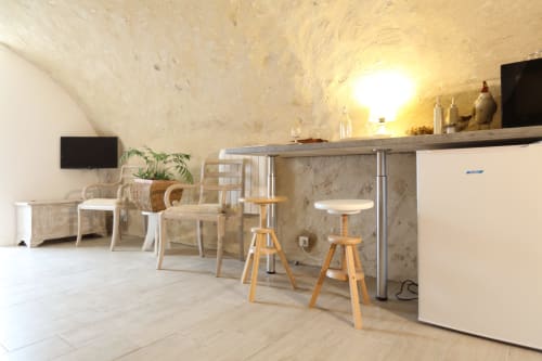 Kitchenette Studio Tana aux Gîtes des Châteaux, Vallières-les-Grandes avec équipements modernes et coin salon