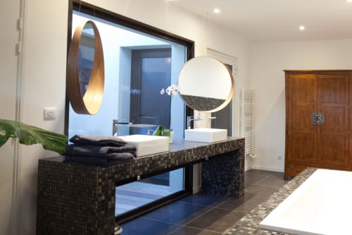 Salle de bain Cottage Tropical près de Créon
