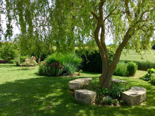 A little shade in the garden of the Château de Ribourdin, not far from Vézelay