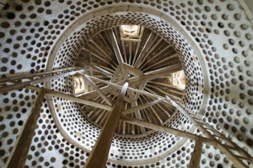 During your stay, visit the extraordinary dovecote of the Château de Ribourdin