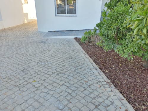 Disabled access to the villa casa claudina.